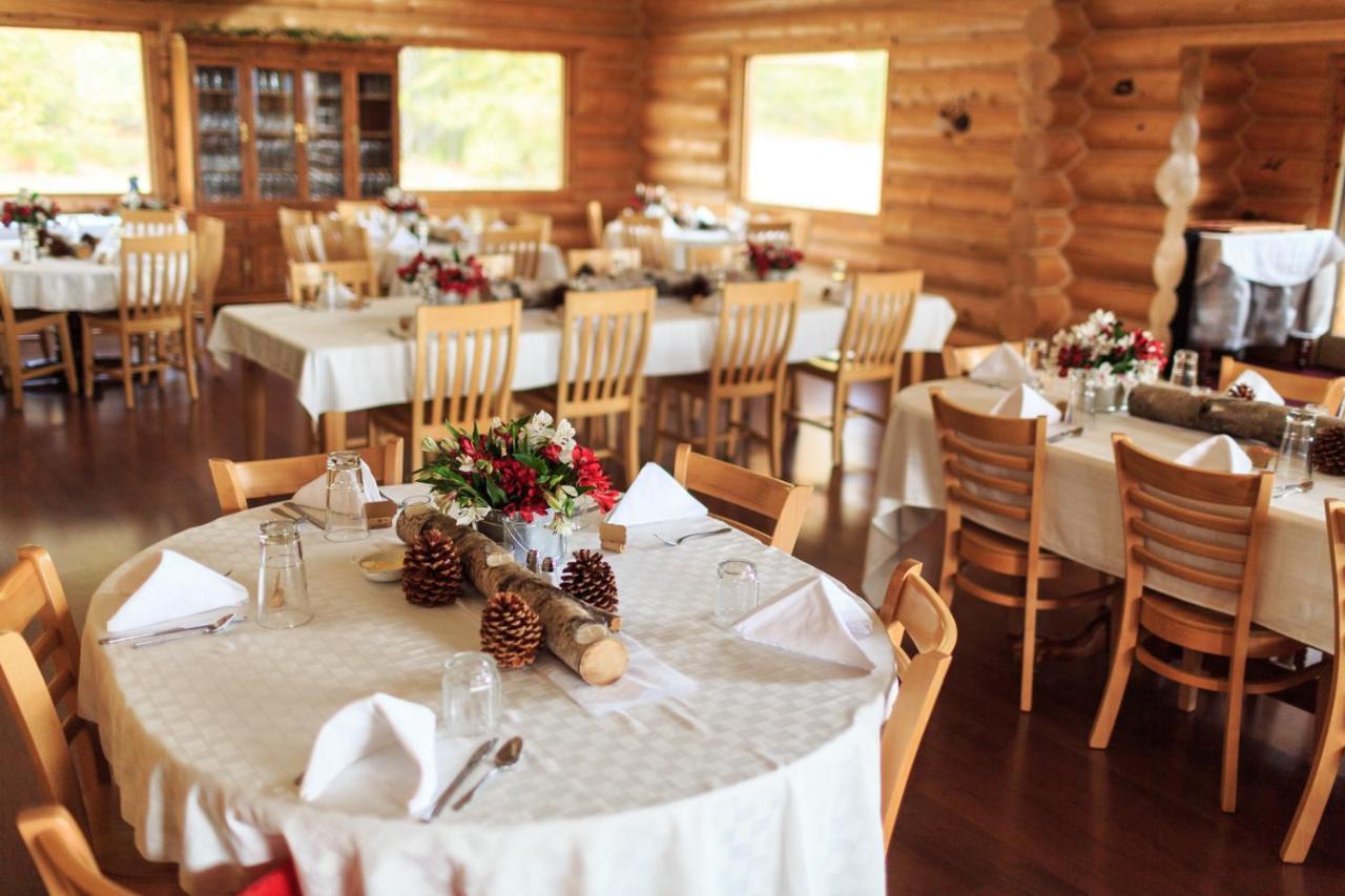 Majestic Valley Wilderness Lodge Sutton-Alpine Bagian luar foto